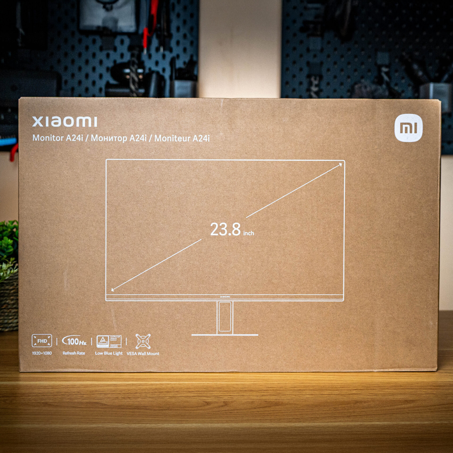 Xiaomi A24i 24″ Full HD 1080p IPS Monitor (100Hz, 6ms, and VESA Mount)